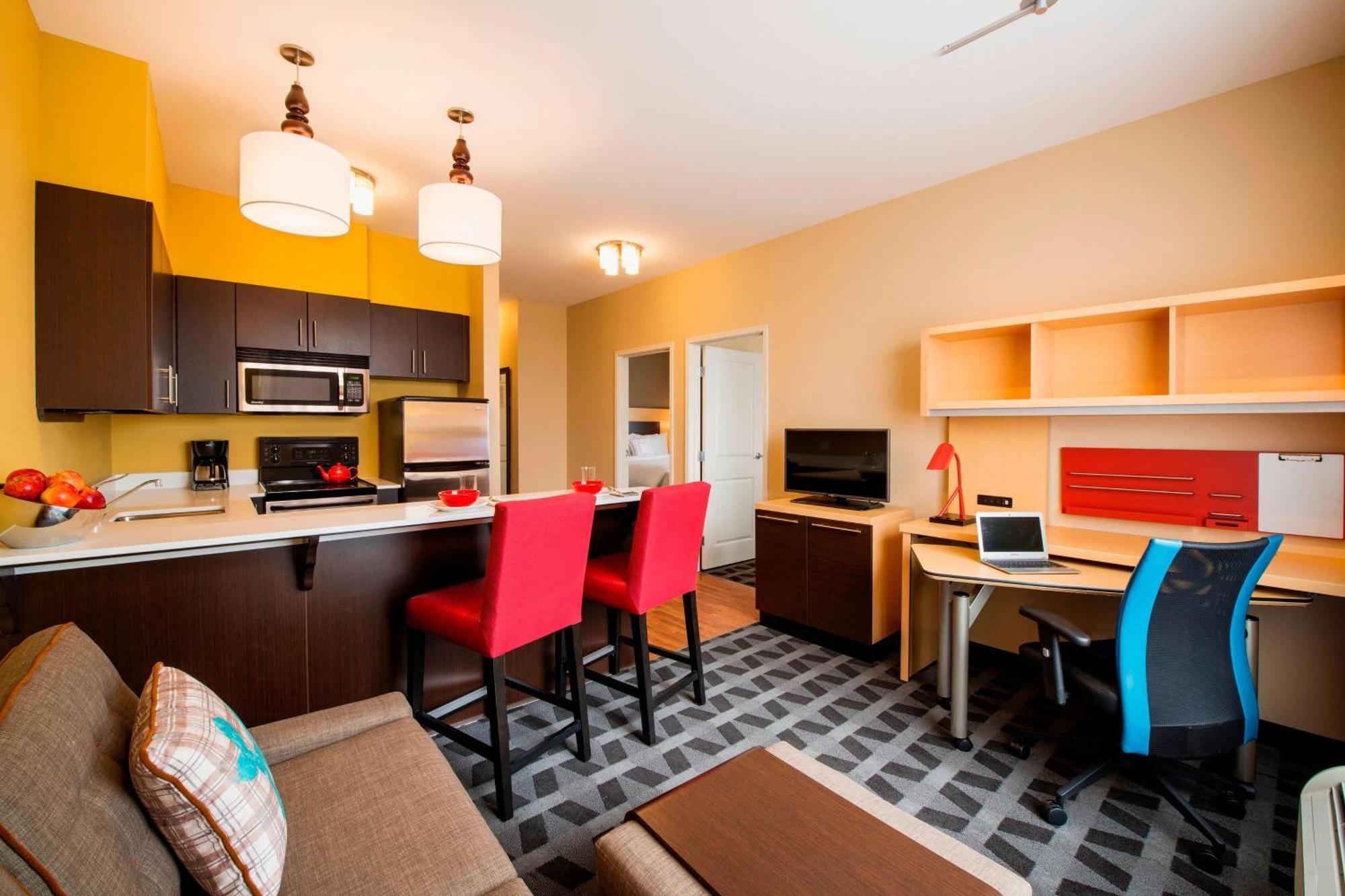 Towneplace Suites By Marriott Red Deer Dış mekan fotoğraf