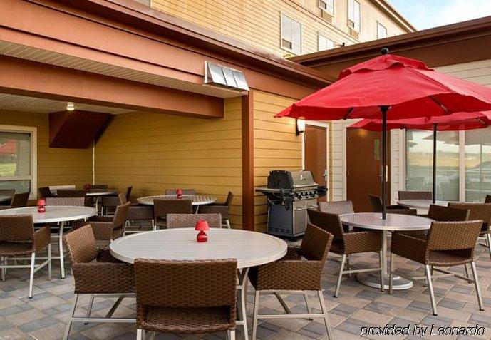 Towneplace Suites By Marriott Red Deer Dış mekan fotoğraf